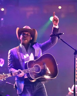 Jon Pardi St Louis