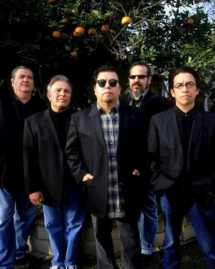 Los Lobos St Louis